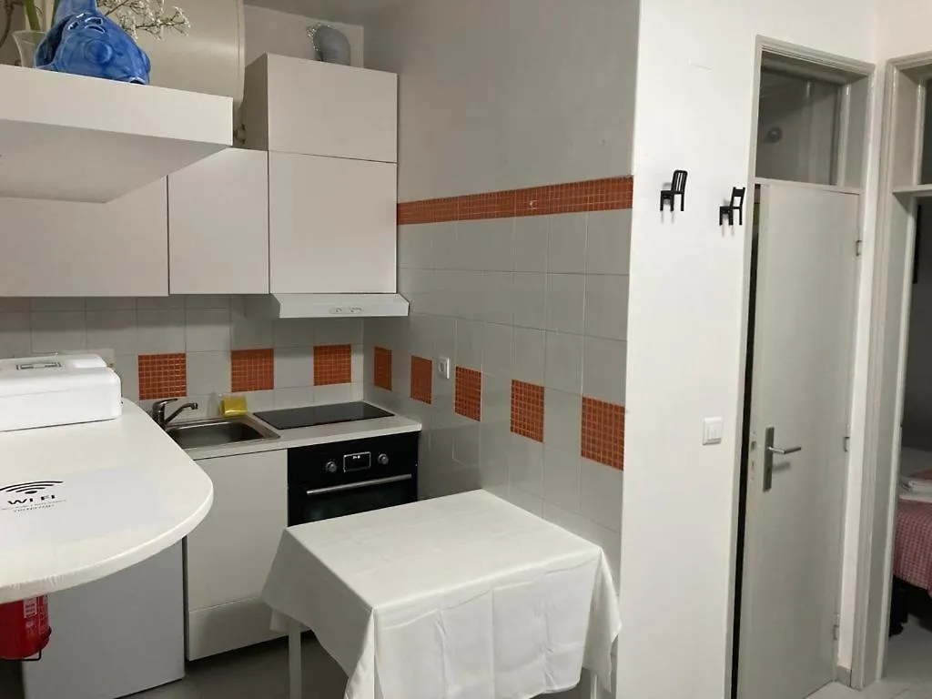 Апартаменты Lisbon'S Cozy House Лиссабон